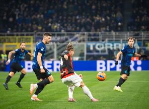 米兰新闻网谈米兰德比:不仅是3分,而是决定米兰双雄赛季的一战 - 资讯配图