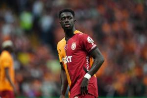 达文森·桑切斯:利物浦的目标是欧冠 我们的目标是包揽联赛欧冠 - 资讯配图