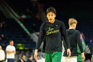 媒体人：王俊杰赵维伦的赛季大概率已结束 留校or转校or冲击NBA？ - 资讯配图