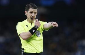 药厂VS阿森纳欧冠1/8决赛裁判：土耳其裁判组领衔，主裁判梅勒 - 资讯配图