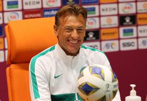 沙特主帅：沙特球员比赛机会少是最大挑战 目标是晋级世界杯16强 - 资讯配图