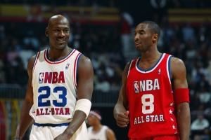 杨毅：安东尼是纯得分手 乔丹和科比那是太全面&三双想拿就拿 - 资讯配图