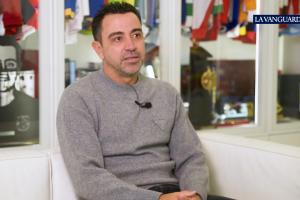 哈维：我问弗里克巴萨是否在我下课前接触他，他说没有并登门道歉 - 资讯配图