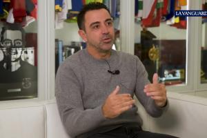 哈维：拉波尔塔说他掌握绝对权力，而梅西会滥用权力，将爆发战争 - 资讯配图