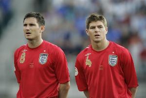 利物浦旧将:杰拉德在英格兰队比在利物浦还强,就像开启全盛姿态 - 资讯配图