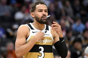 路威玩选择游戏:特雷·杨强于东契奇&布伦森 不如SGA&杰伦·布朗 - 资讯配图