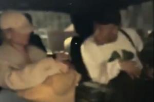 同框出现！姆巴佩与绯闻女友同车，在巴黎一同离开酒店返回马德里 - 资讯配图