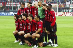 21年前米兰德比是什么水平?2005年欧冠8强战米兰vs国米首发一览 - 资讯配图