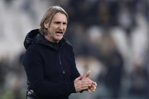 跌入降级区！克雷莫内塞主帅尼科拉可能下课，詹保罗成新主帅人选 - 资讯配图