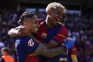 世体:客战纽卡亚马尔和佩德里不可或缺,费兰和莱万争夺中锋位置 - 资讯配图