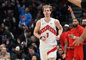 猛龙主帅:迪克已回到轮换 我们对他有很高的期待他需要继续努力 - 资讯配图