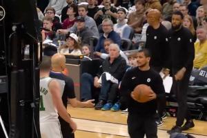 鸡贼！施罗德疯狂示意挑战 马祖拉捡球偷偷交给裁判！ - 资讯配图