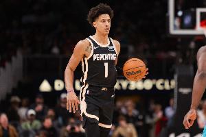 约基奇:最近看了几次老鹰的比赛 都是因为杰伦·约翰逊这孩子 - 资讯配图