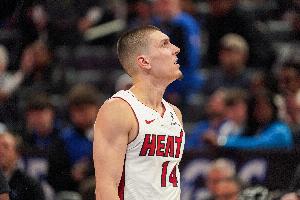 哈克斯：希罗复出之后状态丝毫没有下滑 就像从未缺席似的 - 资讯配图