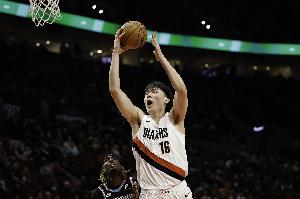 强度拉满！杨瀚森经历背靠背靠背 连续三天出战三场比赛 - 资讯配图