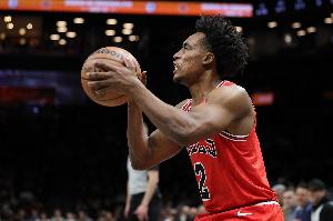 里程悲!塞克斯顿7记三分生涯新高 空砍28分输球&腿伤提前退赛 - 资讯配图