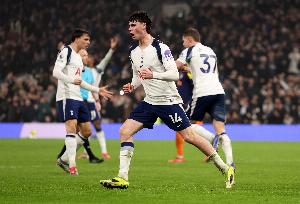 图片报:多特想抄底热刺中场格雷,前提是能7000万欧卖恩梅查 - 资讯配图