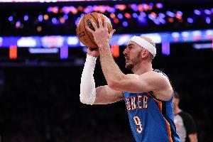 雷霆大战掘金 卡鲁索&杰伦威&哈滕将缺席比赛 切特出战成疑 - 资讯配图