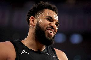 吃回饺子但是空砍！唐斯自2026年以来首次砍下30+ - 资讯配图