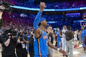 雷霆主帅：亚历山大展现非凡自信和冷静 他从容不迫&心态始终如一 - 资讯配图