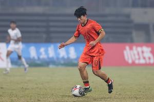 记者:海牛邝兆镭和西海岸刘致成,均入选中国U17男足集训名单 - 资讯配图