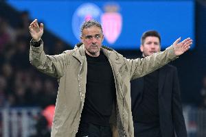 队报:大战切尔西前巴黎内部平静乐观,恩里克反复表达对球员信任 - 资讯配图