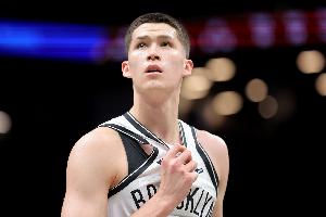 25年8号秀！篮网官方：杰明因左脚足底筋膜炎伤势加重 本赛季报销 - 资讯配图