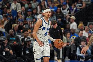 官方：布莱克遭左侧腹外斜肌拉伤 复出时间将取决于其治疗反应 - 资讯配图