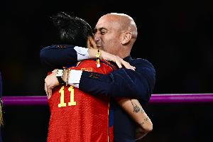 世体：西足协滥用支配地位，法院判决其向萨拉戈萨赔10万欧及利息 - 资讯配图