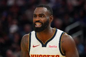 燃成舍利子了!小哈达威替补席8记三分屡屡续命 全场贡献28+2+2! - 资讯配图