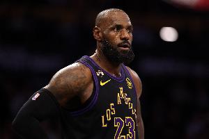 湖人没老詹更好？考辛斯：双方合作已走到尽头 但仍要给他尊重 - 资讯配图