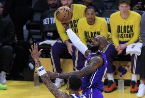 快攻得分占比榜:詹姆斯26.6%居首 第2-9大多年轻球员 伦纳德第10 - 资讯配图