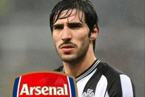 英媒:阿森纳今夏基本不可能签托纳利,引援预算可能只有4000万镑 - 资讯配图