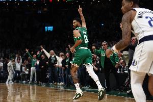 卢:塔图姆本可以放弃等待下赛季复出 绿军本赛季真有机会夺冠 - 资讯配图