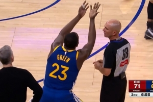 很浮夸！追梦对被吹犯规不满 手舞足蹈和裁判争执 - 资讯配图