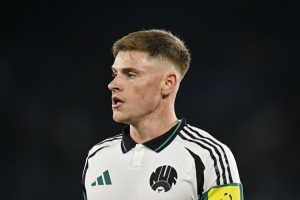 巴恩斯:纽卡相信自己的能力,与巴萨次回合的比赛一切皆有可能 - 资讯配图