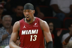 解说：阿德巴约单场83分肯定是了不起的记录 理解但尊重不了一点 - 资讯配图