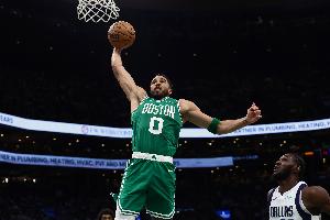 追梦：塔图姆复出对NBA和篮球这项运动都太棒了 对他只有喜欢尊重 - 资讯配图