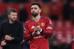 记者：如果曼联能让B费确信自己仍是不可或缺的 球员会考虑留队 - 资讯配图