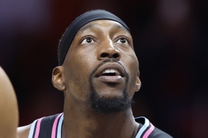 阿德巴约本场命中率46.5% 历史单场70+里最低&唯一50%以下 - 资讯配图