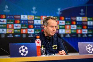 药厂主帅:枪手目前或许是欧洲最强球队,也是定位球最强球队之一 - 资讯配图