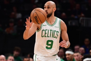 米奇:我为德里克·怀特的成功感到高兴 他非常勤奋且人很好 - 资讯配图