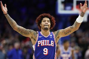 生涯首次30+10!乌布雷24中10&罚球12中10 砍下31分12板 - 资讯配图