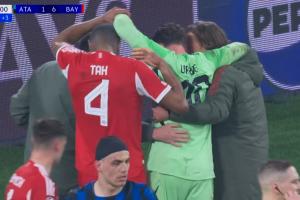 倒大霉了!补时穆西亚拉、乌尔比希连续受伤,拜仁一场伤3人! - 资讯配图