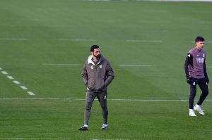 阿斯预测皇马首发：维尼修斯领衔锋线，琼阿梅尼坐镇中场 - 资讯配图