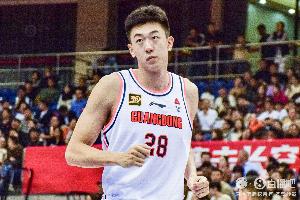 合计8中1！王少杰4中0拿4分4板 杜润旺4中1拿3分2板 - 资讯配图