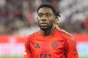 罗马诺：拜仁将评估戴维斯伤势 俱乐部证实穆西亚拉伤情并不严重 - 资讯配图