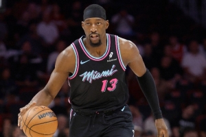 超101人！赛前阿德巴约最高分仅41分 现役101名球员拿过至少42分 - 资讯配图