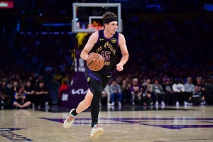 霍里:湖人不该让东詹里同时在场 让里夫斯像吉诺比利一样替补吧 - 资讯配图