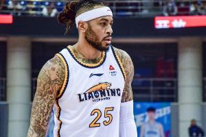 依然是大腿！莫兰德攻防建功 13中8&三分3中2砍下21分13板4助3帽 - 资讯配图